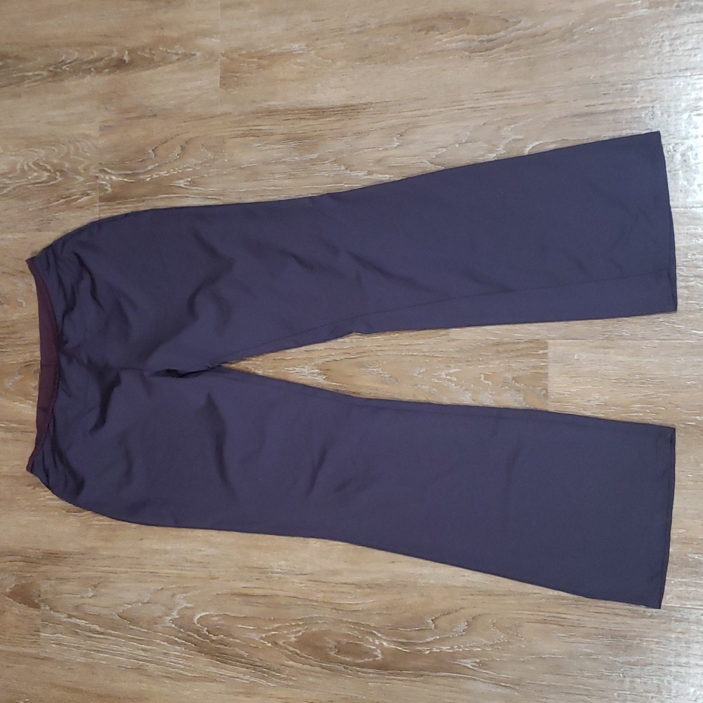 (L) New Balance Lightening Dry Bootcut Yoga Stretch Activewear Athleisure Sporty